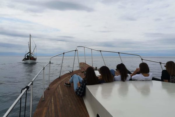 A bordo della Zigoela, per un’attività didattica di whalewatching assieme al CEA